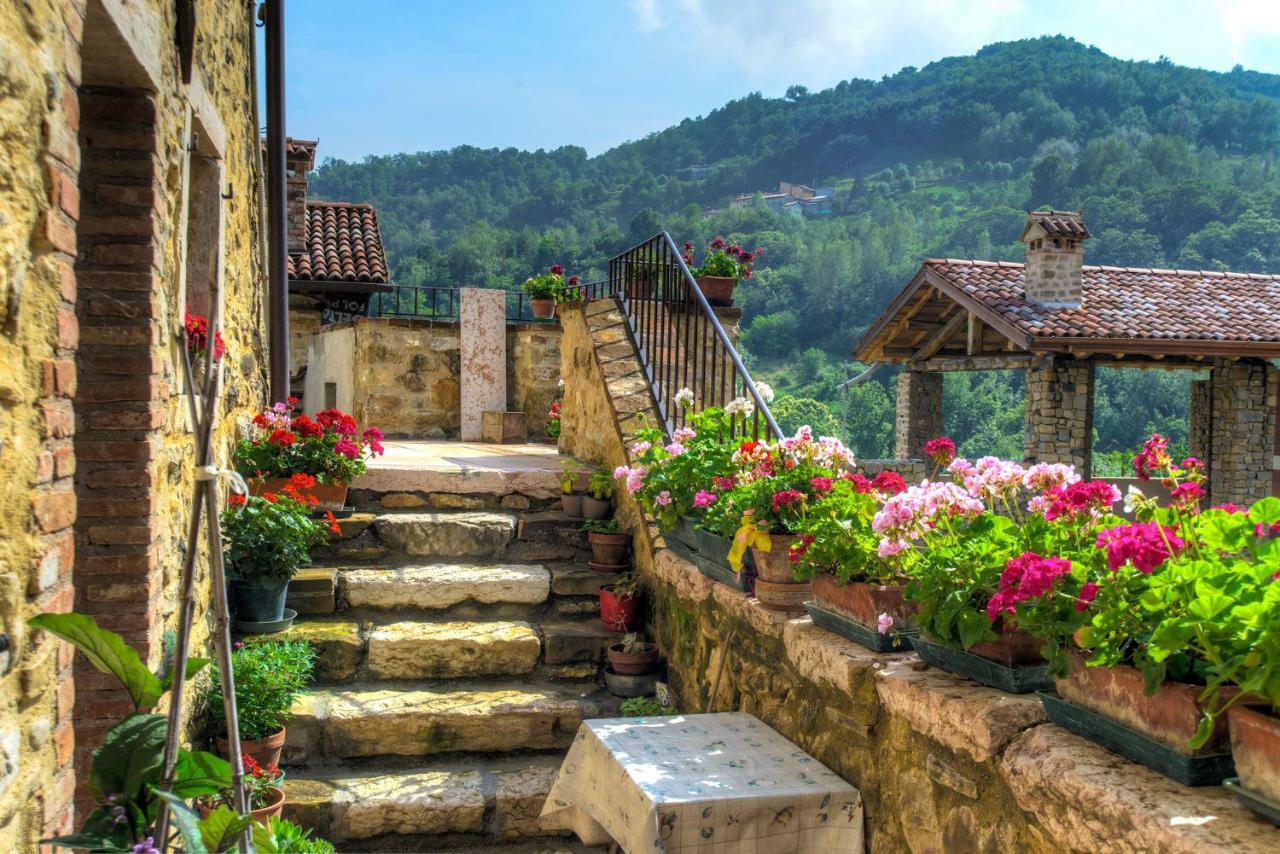 Agriturismo "Antico Borgo" Маростіка Екстер'єр фото