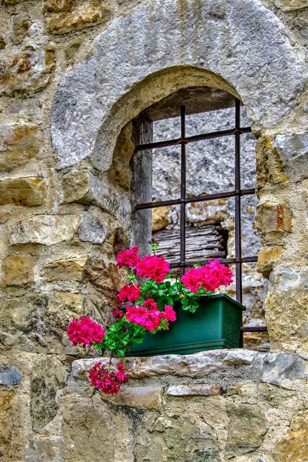 Agriturismo "Antico Borgo" Маростіка Екстер'єр фото
